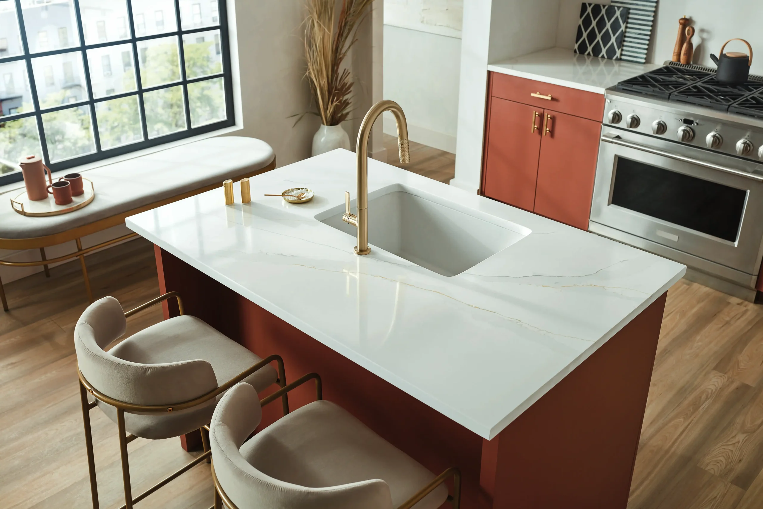 VIATERA-Calacatta Sol-kitchen-mid2